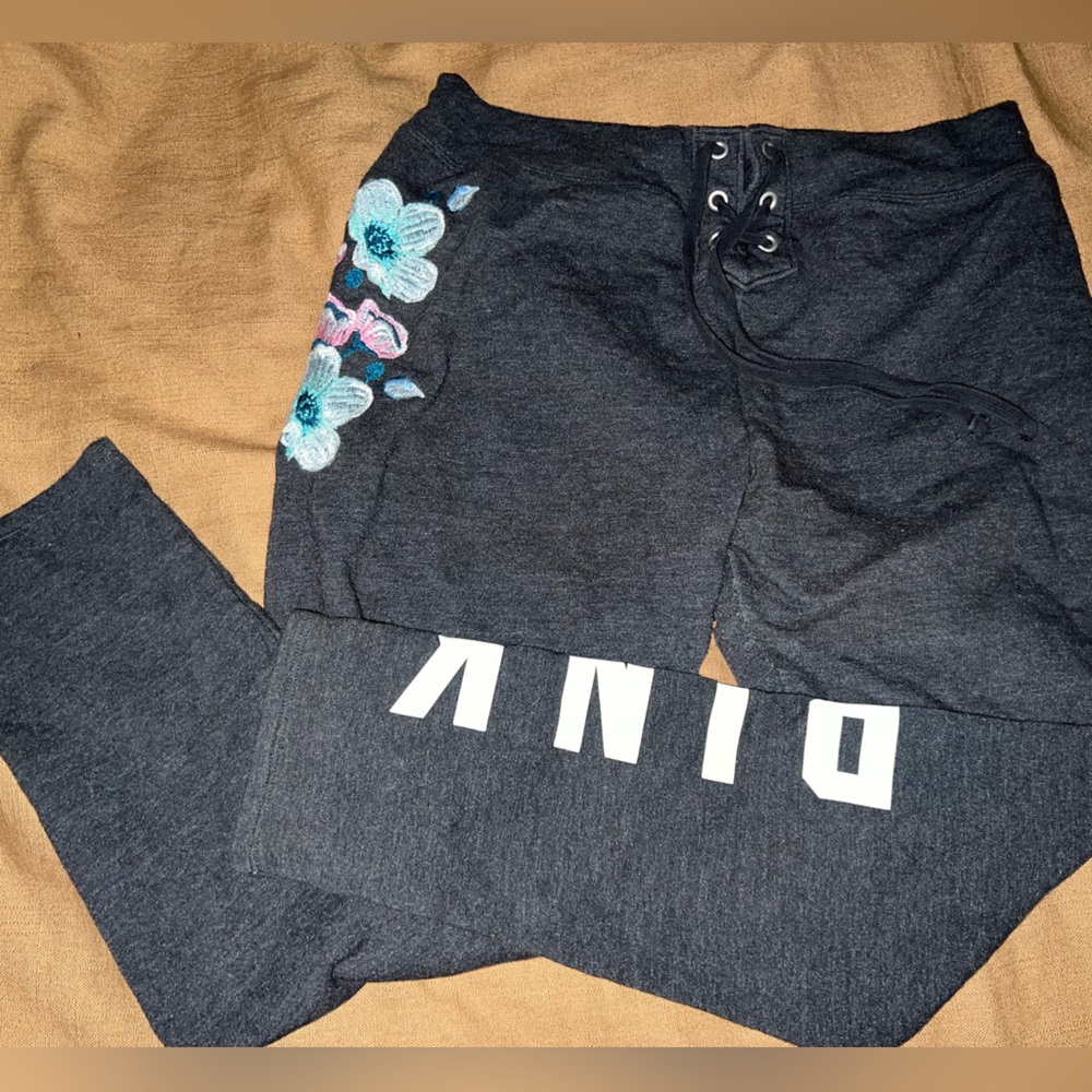PINK sweatpants